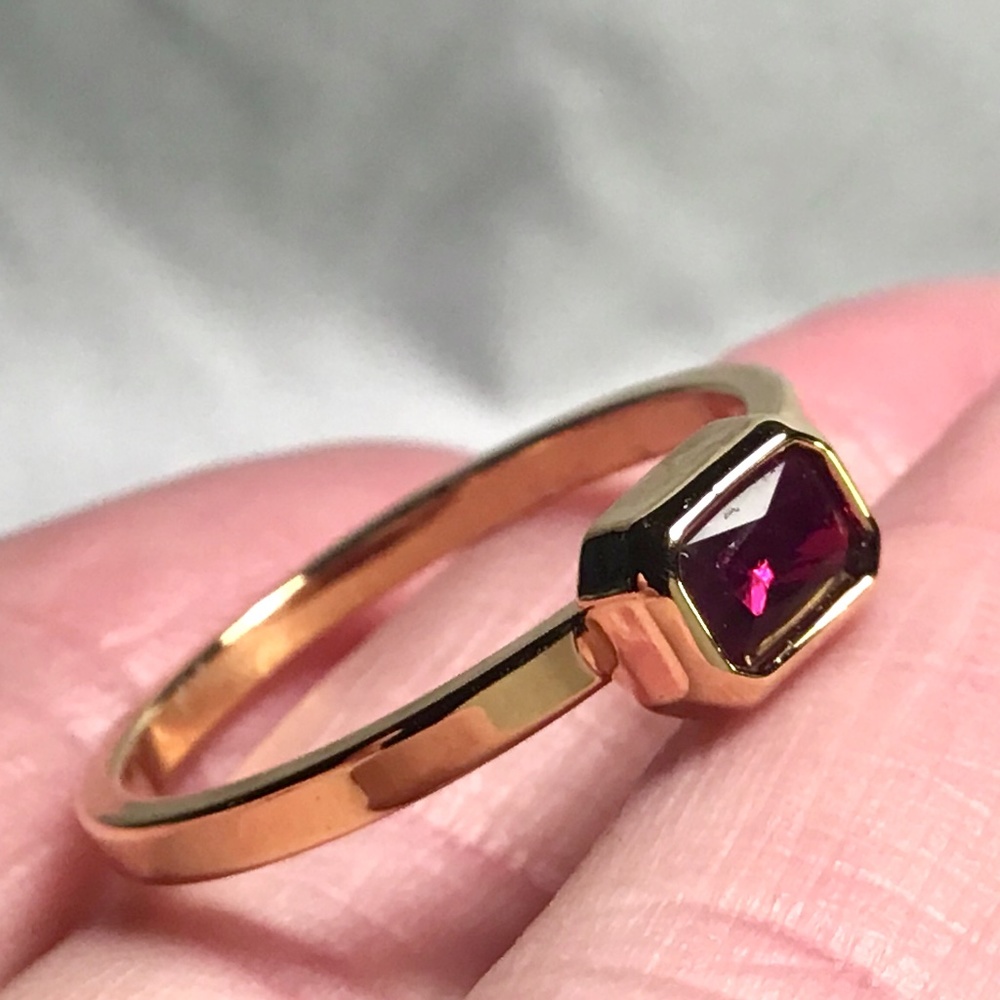 🌺NEW! Gold & Gemstone Stacking Rings - Picture 7 of 11